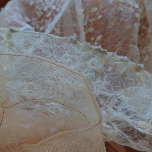 Bronx & Banco Megan Lace Maxi Dress Small White Floral Sheer Boho Bridal Gown - Picture 10 of 16